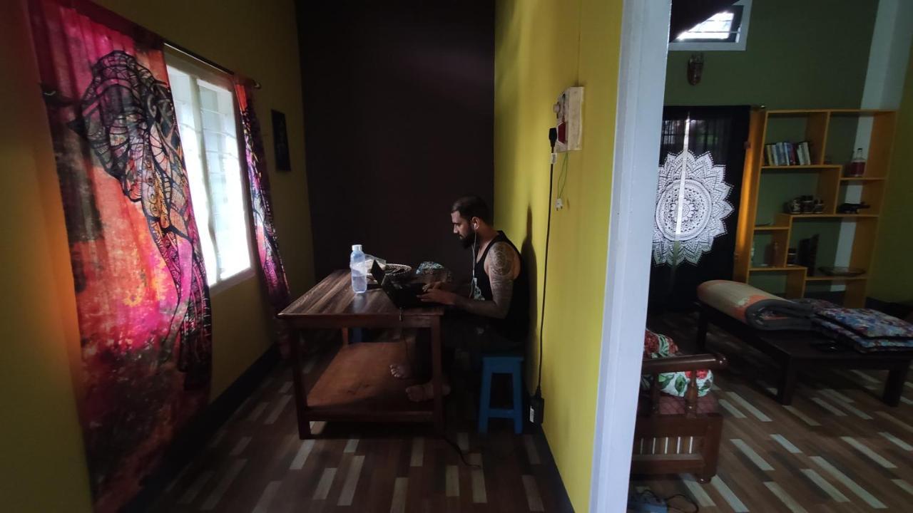 Stargaze Backpackers Hostel Guwahati Ngoại thất bức ảnh