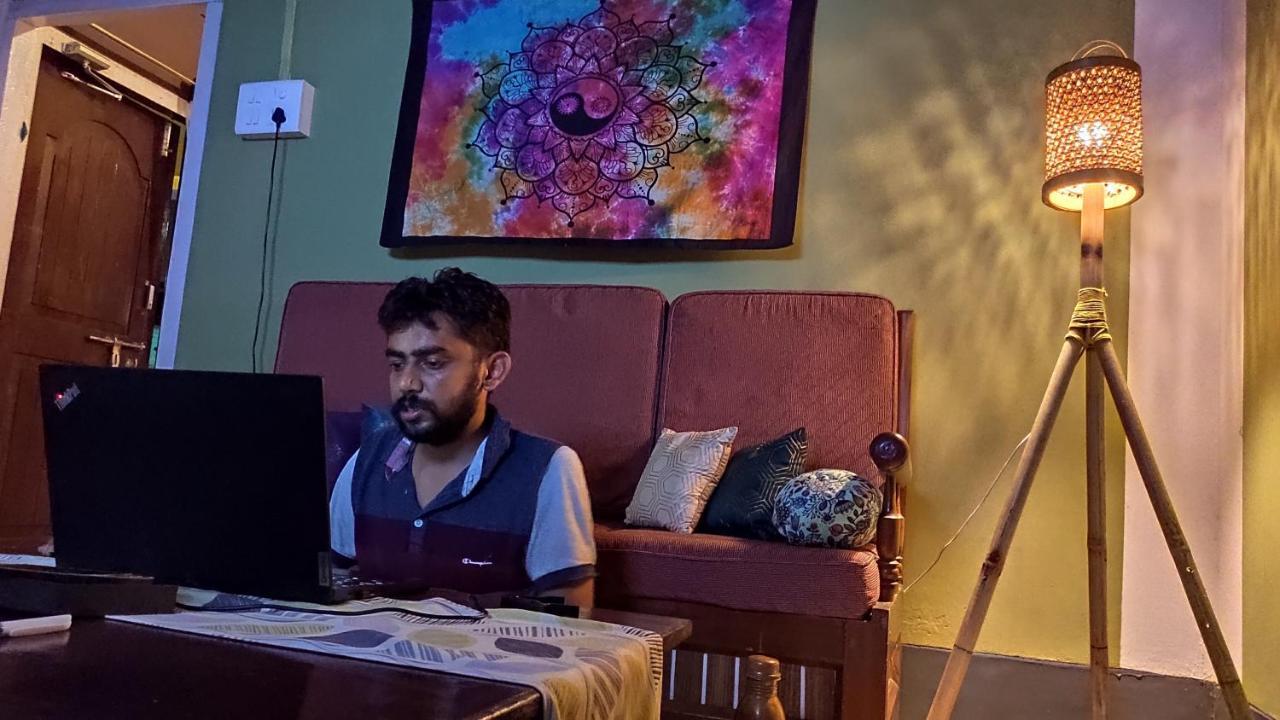 Stargaze Backpackers Hostel Guwahati Ngoại thất bức ảnh