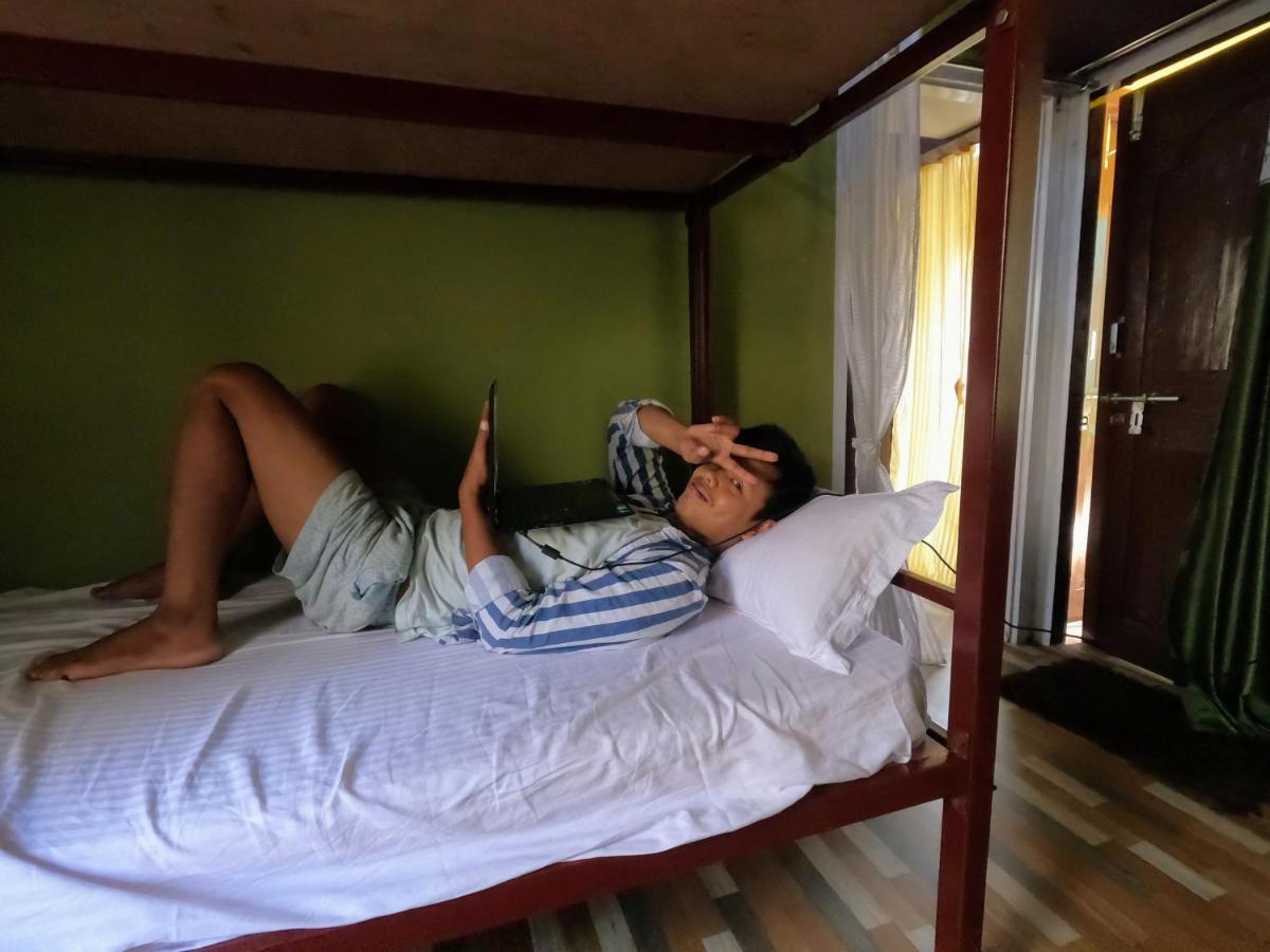 Stargaze Backpackers Hostel Guwahati Ngoại thất bức ảnh