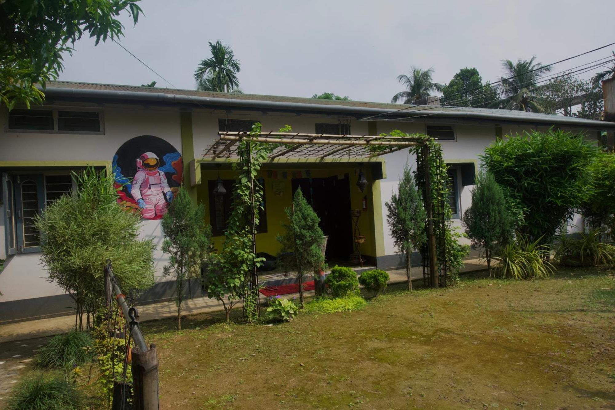 Stargaze Backpackers Hostel Guwahati Ngoại thất bức ảnh