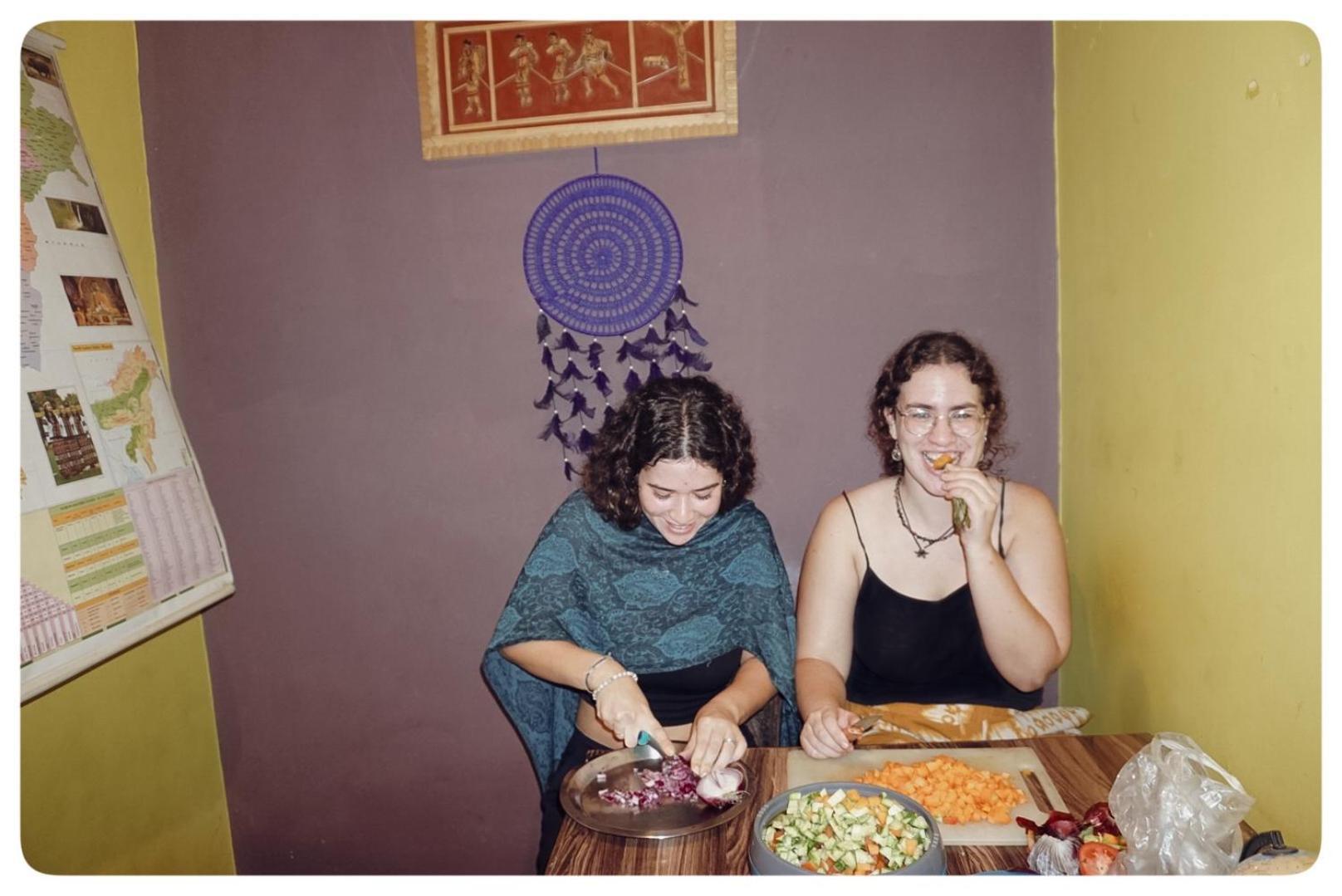 Stargaze Backpackers Hostel Guwahati Ngoại thất bức ảnh